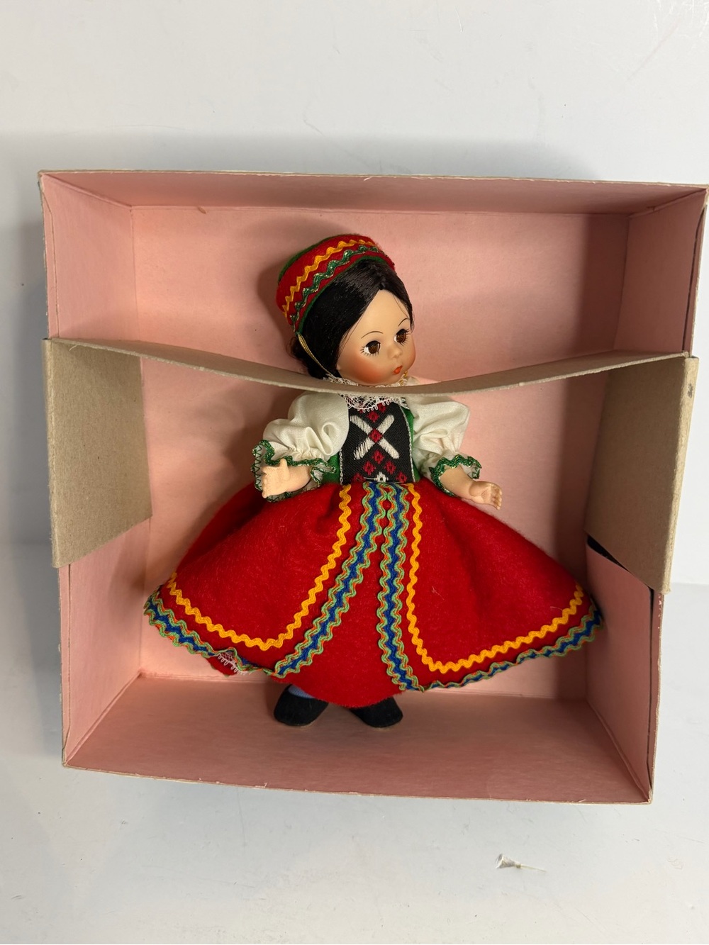 Vintage Madame Alexander Czechoslovakia International Doll Original Box